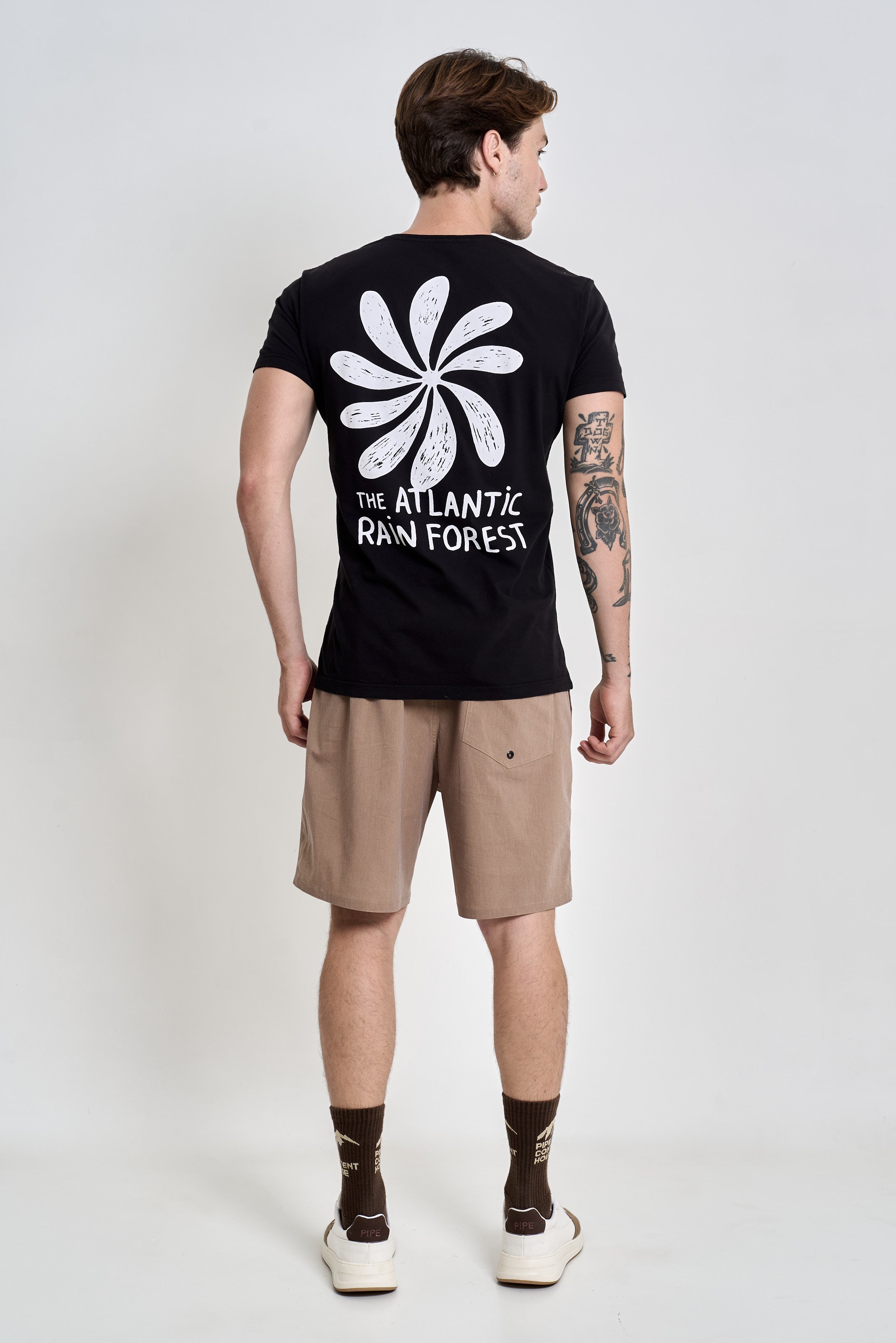 Camiseta Pipe Detail - Preto