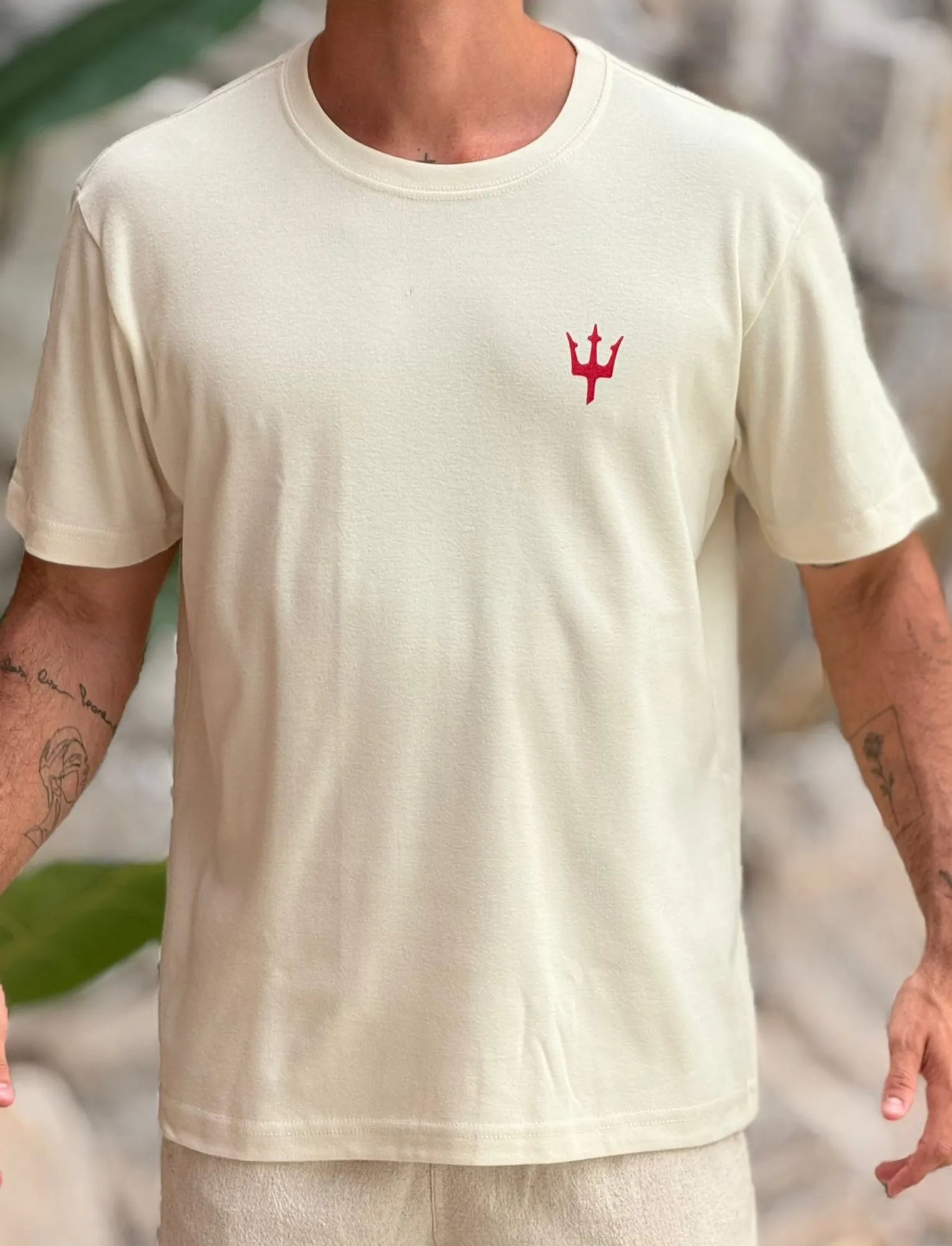 Camiseta Osklen Big Tridente Sunset Areia
